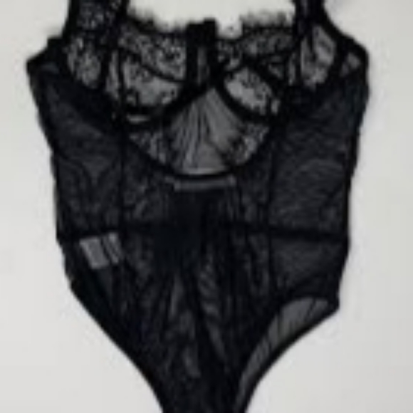 Nwt black lace body suit - Picture 10 of 10